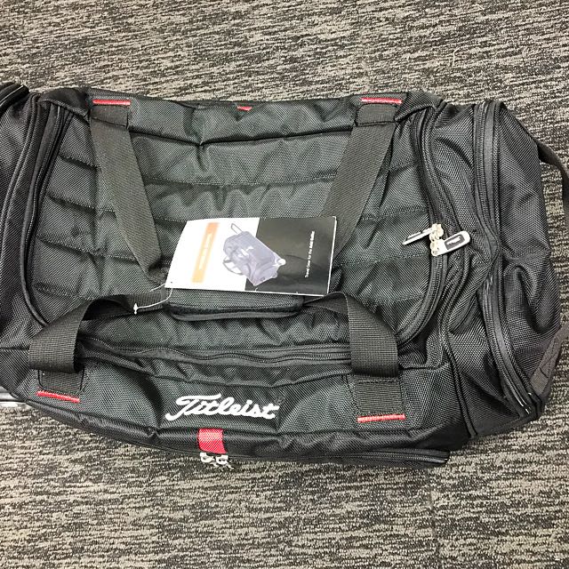 Titleist Wheeled Duffel Bag, Sports Equipment, Sports & Games, Golf on