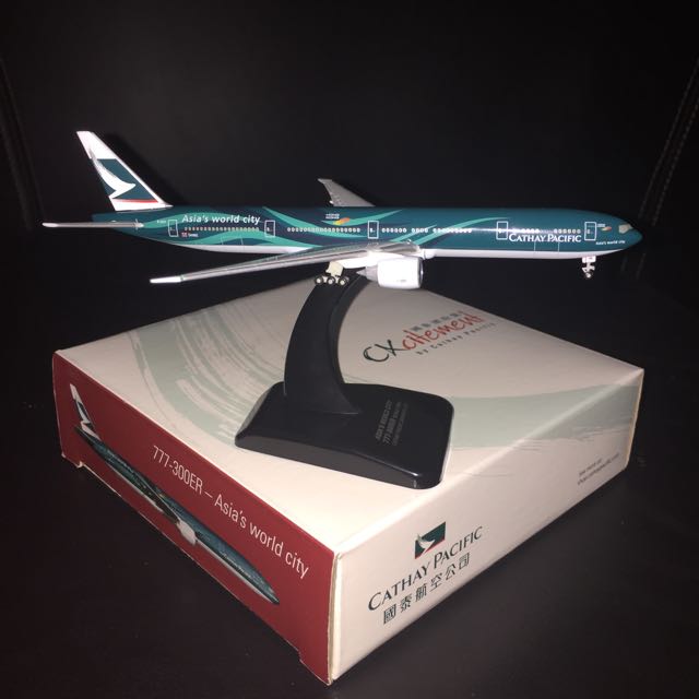 NEW CXCITEMENT CATHAY PACIFIC A330-300 DIE CAST MODEL AIRPLANE 1:500 SCALE RARE 