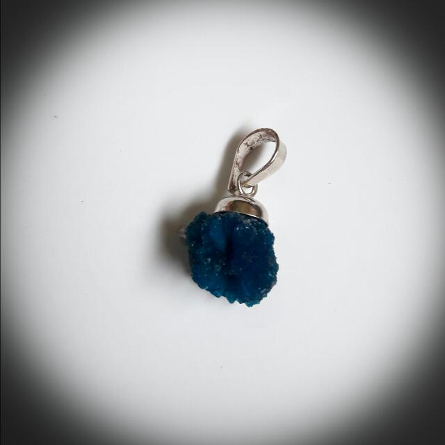 Cavansite Pendant Women s Fashion Jewelry Organisers Necklaces on Carousell