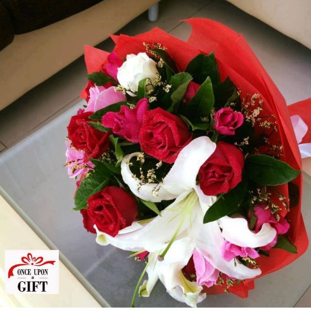 Get Well Soon 2 Lily And 17 Pink And Red Roses Bouquet W Free
