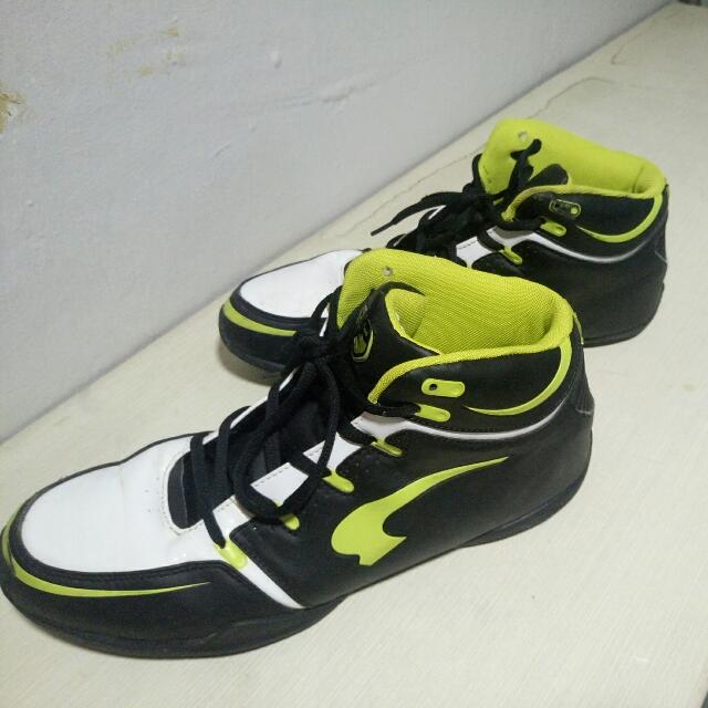 Kronos top basketball shoes