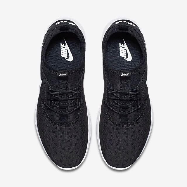 Nike Juvenate Women Black White