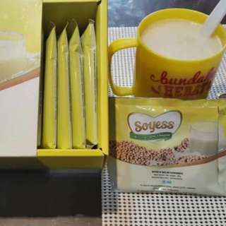 SOYESS MINUMAN KALSIUM RASA SUSU KEDELAI