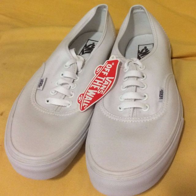 Authentic White Lace up Low Top Vans NEW Men s Fashion
