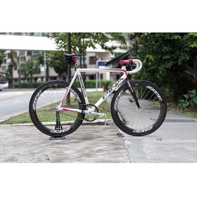 pinarello pista track bike