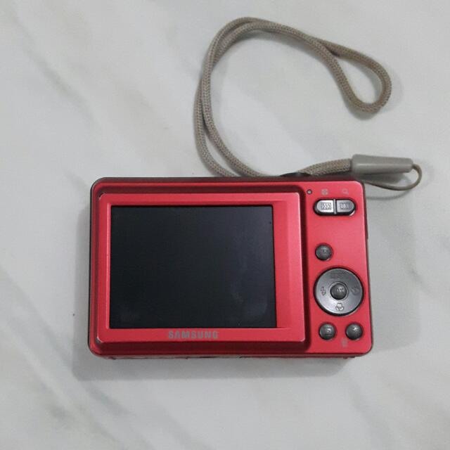 Samsung ES60 12.2mp Digital Camera, Photography, Video Cameras on Carousell