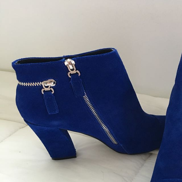 Cobalt blue on sale suede booties