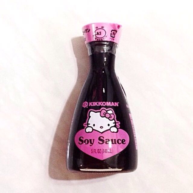 Hello Kitty Soy Sauce Bottle Pink, Food & Drinks, Chilled & Frozen