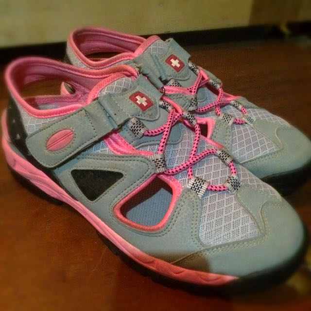 swiss military shoe