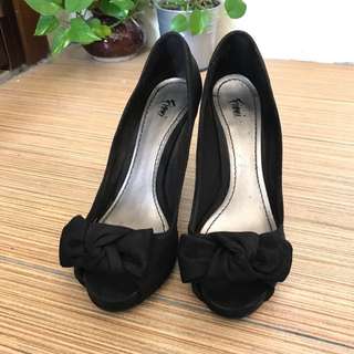Astrid Lux’s Profile Page on Carousell | All of Astrid Lux’s Items For ...