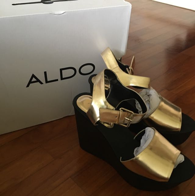 Aldo gold top wedge sandals