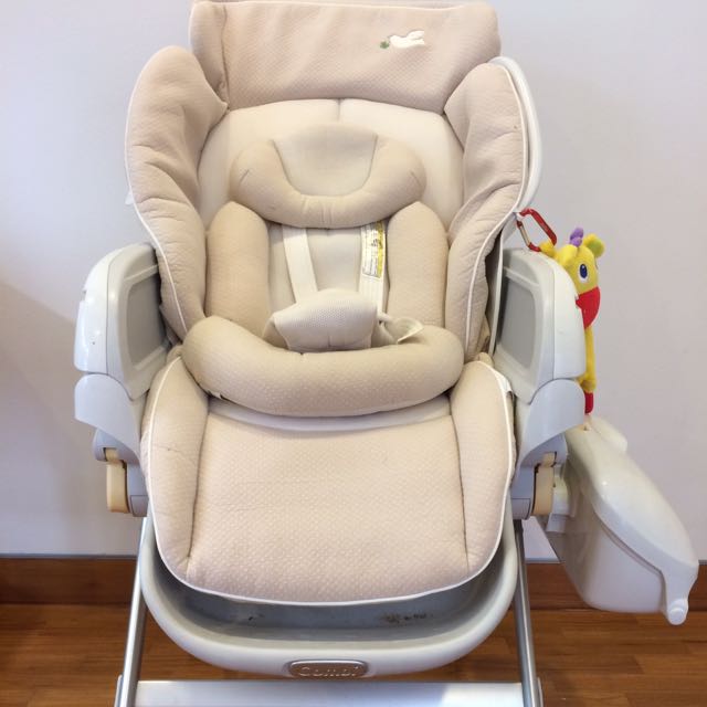 Combi Roanju Parenting Station High Chair Rocker And Nappy