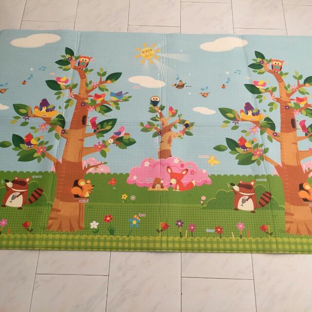 Comflor Playmat Birds In The Tree With Abc Animal Chart Medium Usual Price 175 Now 50 Babies Kids On Carousell