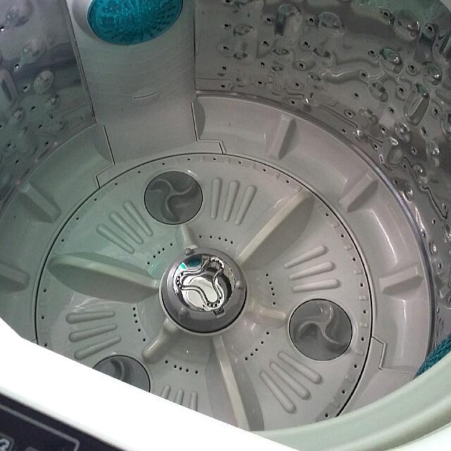 LG Fuzzy Logic 9kg Washing Machine, TV & Home Appliances, Washing