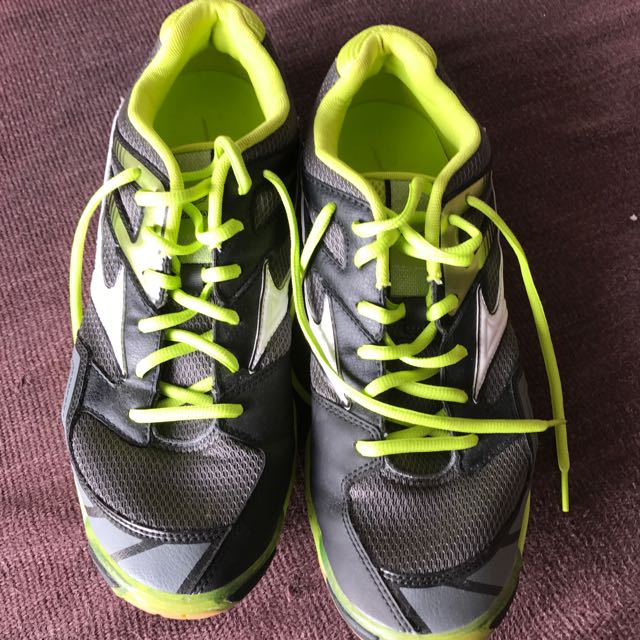 Mizuno wave bolt 3 yellow deals