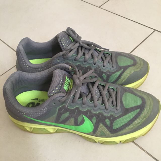 nike tailwind 7