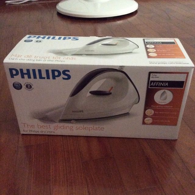 Philips Affinia Dry Iron Gc160 22 Home Appliances On Carousell