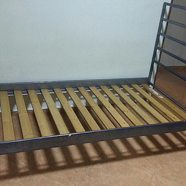 Preloved Ikea Single Metal Bedframe Furniture Beds Mattresses On Photo