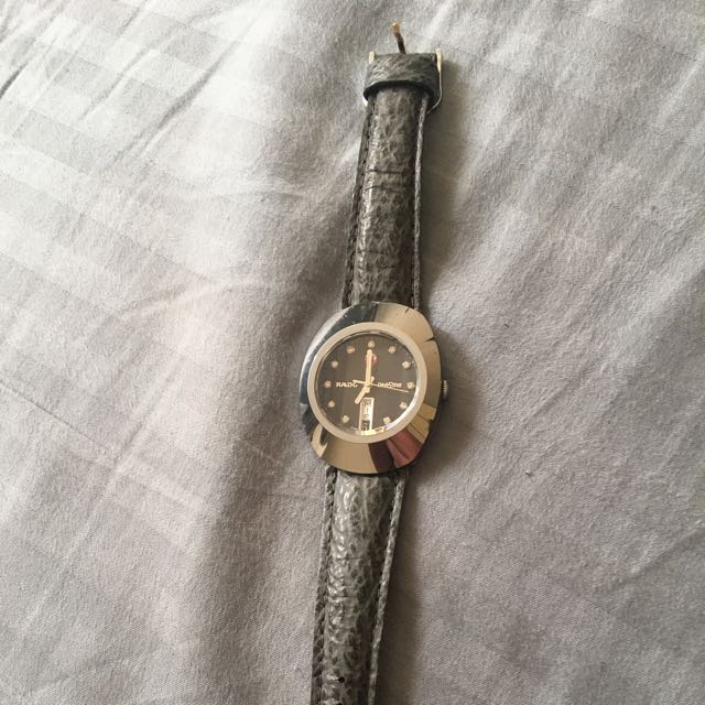 Rado watch boy shop