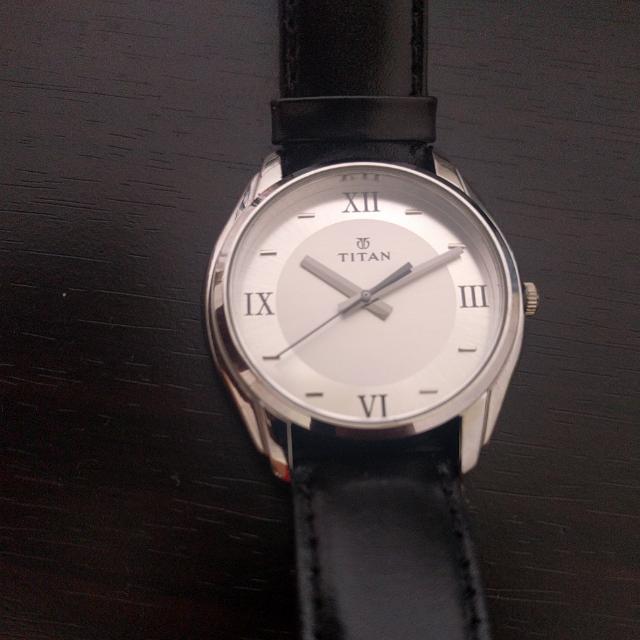 unisex watches titan