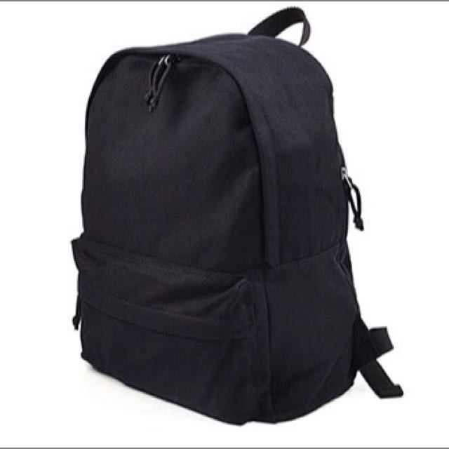 plain black canvas backpack