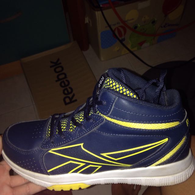 reebok kids basketball shoes