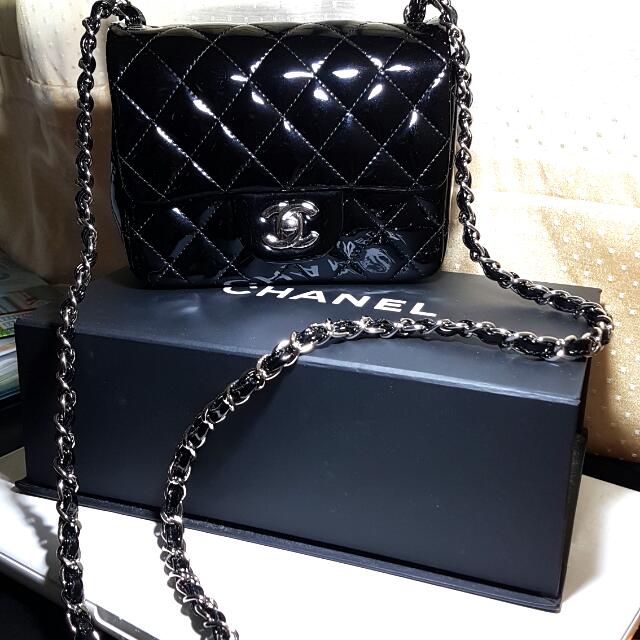 Chanel  Chanel Classic Single Flap Maxi Purple Patent Leather Silver  Hardware  Queen Station