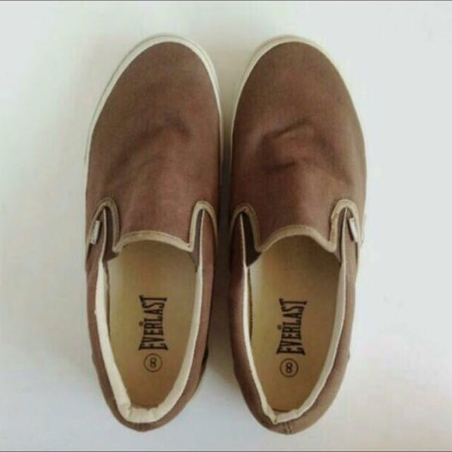 everlast slip on shoes