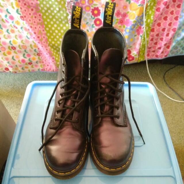 Metallic purple doc martens deals