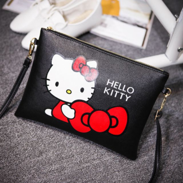 Hello kitty hotsell clutch purse