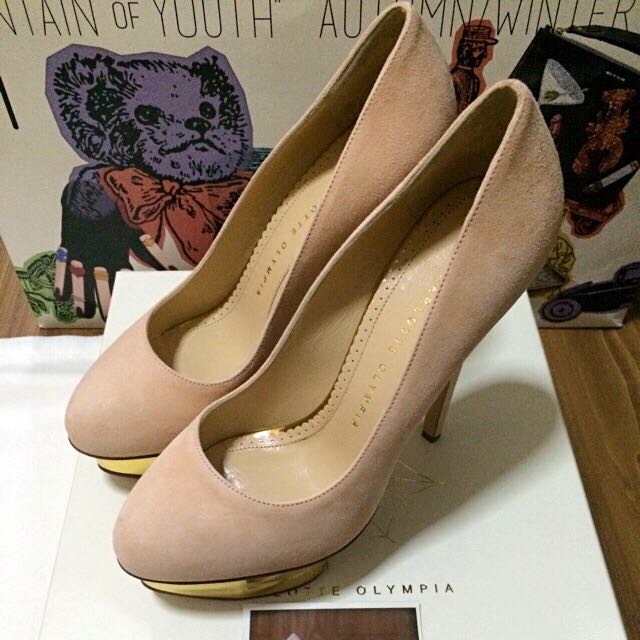 nude heels with gold