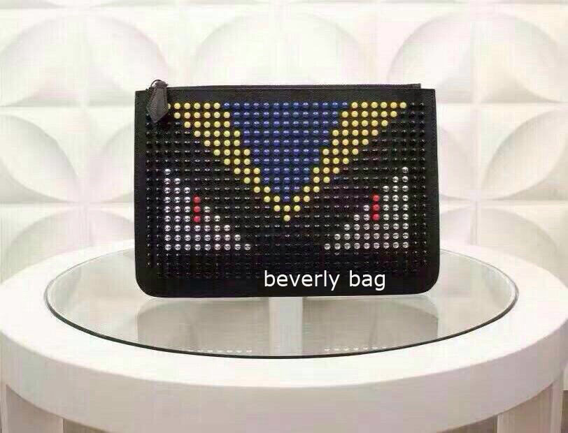 jual tas bag Clutch Fendi Studded ORI LEATHER MIRROR black Olshop Fashion Olshop Wanita di Carousell