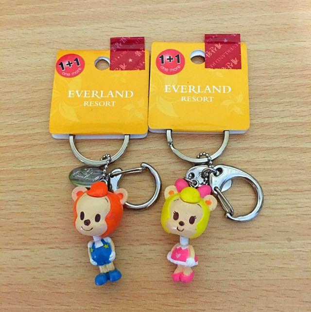 Key Chains Assorted (Category: Children's Books) located in Singapore. Submitted by jojo_2629 (Listing ID 88870896, Image 3). Description: .