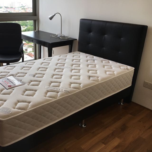 Single Sleeptronic Mattress With Bed Frame Furniture Beds