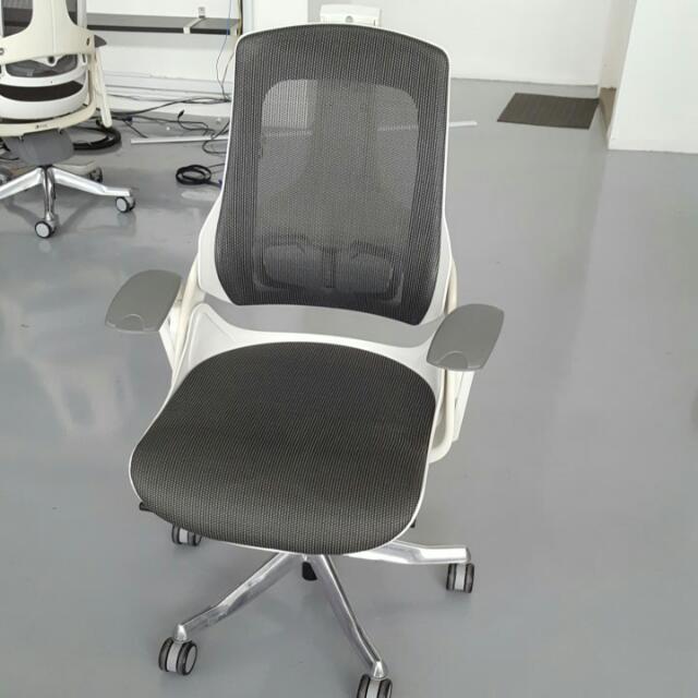 Wau Mesh Mid Back Chair Office Rolling Furniture Tables Photo