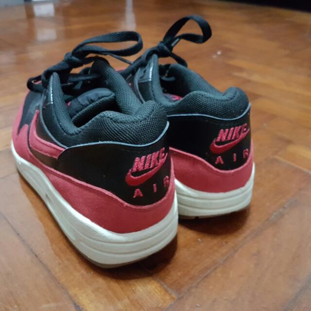 ADIDAS AIR MAX 1 ESSENTIAL Black Gym Red Women s Fashion Footwear Sneakers on Carousell