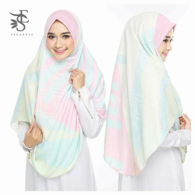 Around The World Atw Premier Collection Instant Shawl By Escarves Women S Fashion Muslimah Fashion Hijabs On Carousell