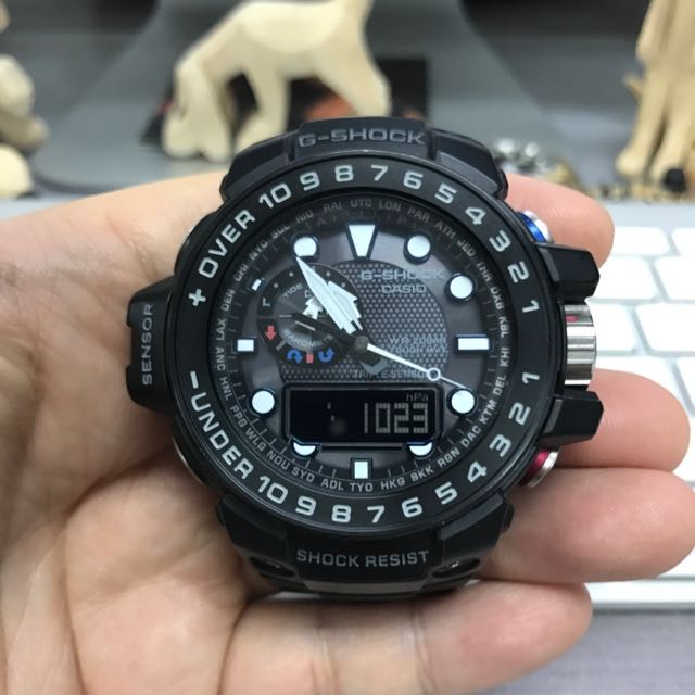 g shock gwn 1000