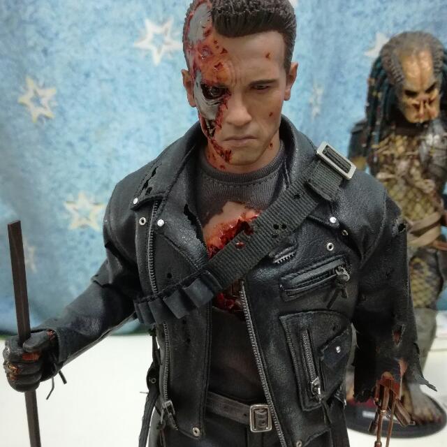 Hot Toys Terminator 2 Battle Damaged T 800 Dx13 Hobbies Toys Toys Games On Carousell