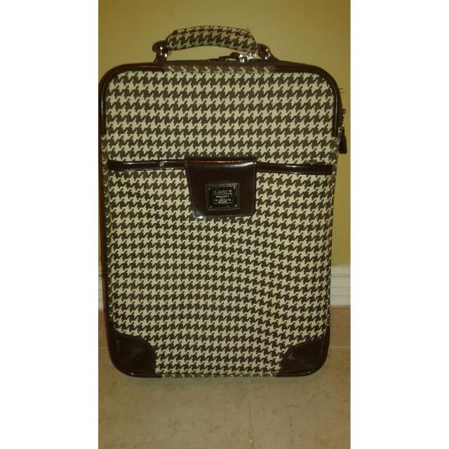 Liz claiborne luggage online