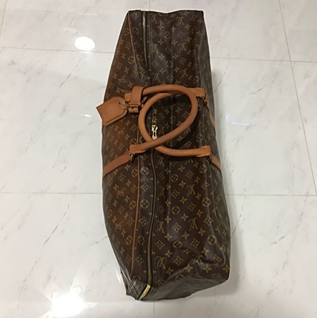 LIMITED EDITION Louis Vuitton Monogram Sirius 70