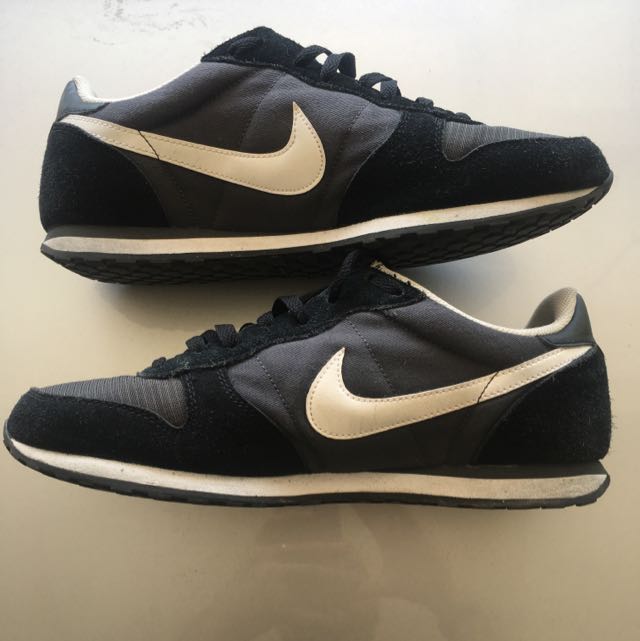 nike genicco mens