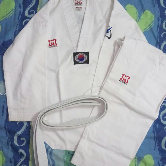 Taekwondo Dress, Women's Fashion, Tops, Sleeveless on Carousell