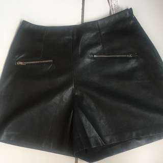 berskha pants leather