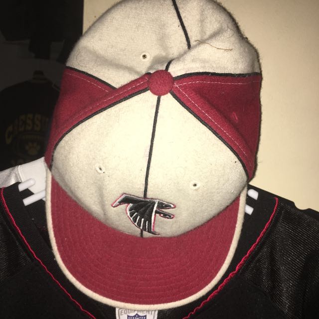 atlanta falcons winter hat