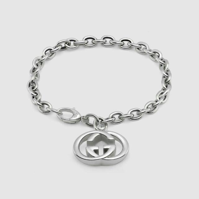 gucci interlocking g charm