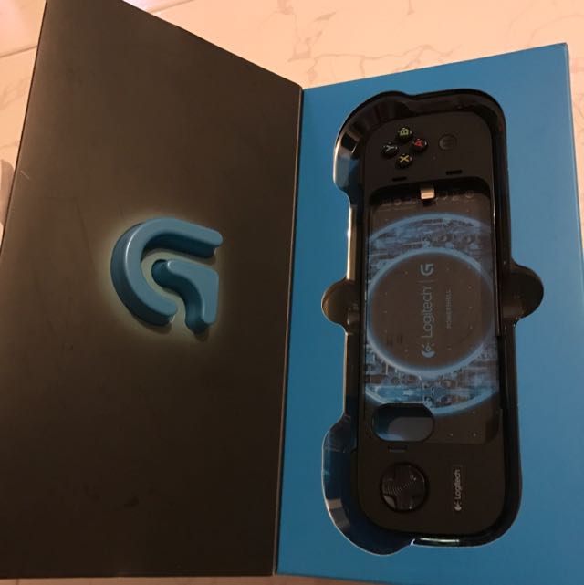 Logitech Powershell Controller + Battery (Category: Other Mobile & Gadget Accessories) located in Singapore. Submitted by ask123 (Listing ID 89294250, Image 2). Description: .