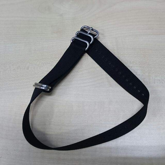 Maratac Nitrox 17 22mm Zulu Strap Mobile Phones Gadgets Wearables Smart Watches on Carousell