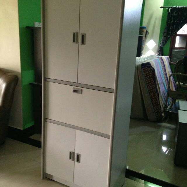 Perabut Terpakai Meja Pejabat 5unit White Board 4x8 Almari Perabut Terpakai Meja Pejabat 5unit White Board 4x8 Almari 3x8 Dan 10 Unit Parion Home Furniture On Carou