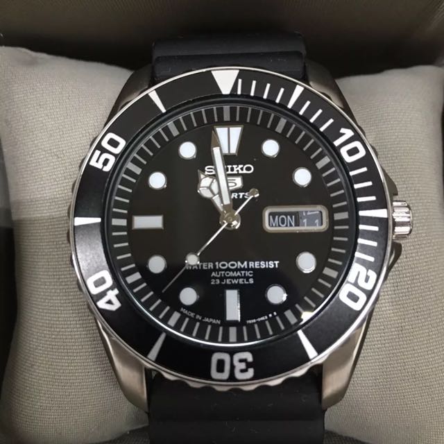 Seiko 5 Sports Automatic Made In Japan Watch Last Pc Men S Fashion Watches On Carousell